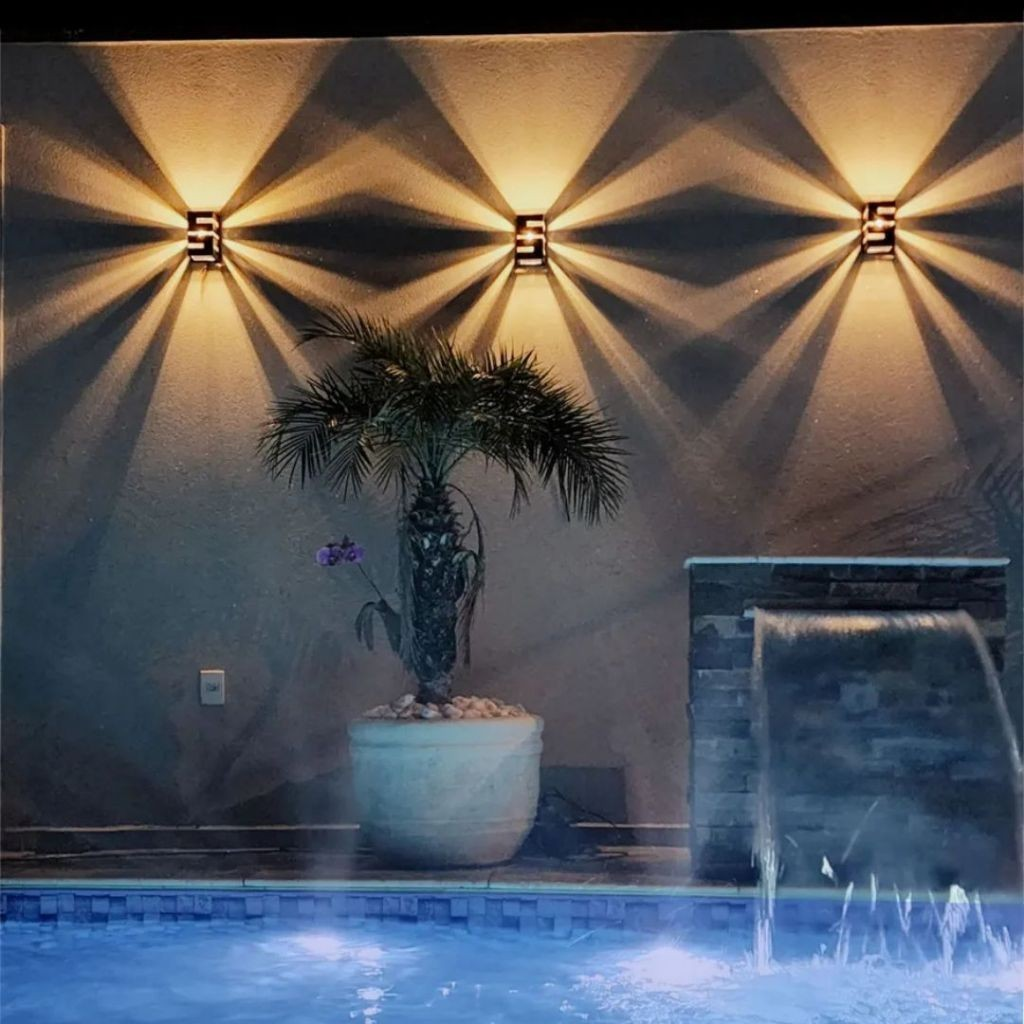 Kit com 4 Arandela de Parede Decoração Moderna Externa/Interna Com Lâmpada 2 Fios + KIT DE INSTALAÇÃO