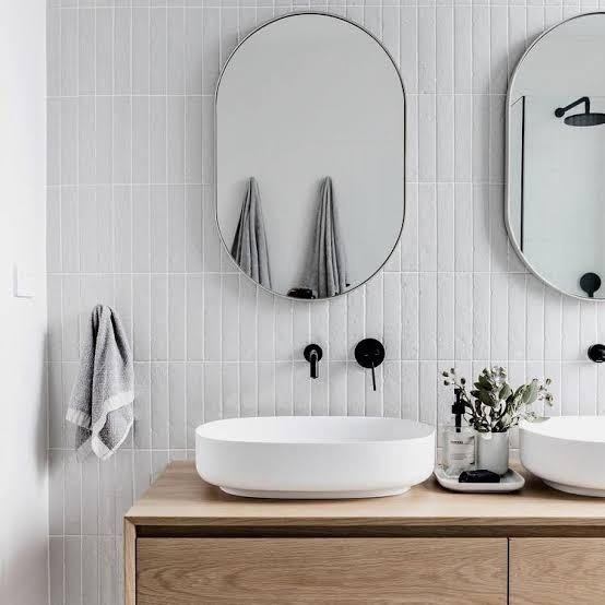 Espelho Oval LED Decorativo – Ideal para Banheiro Sala Quarto e Penteadeira de Maquiagem 40X50 CM